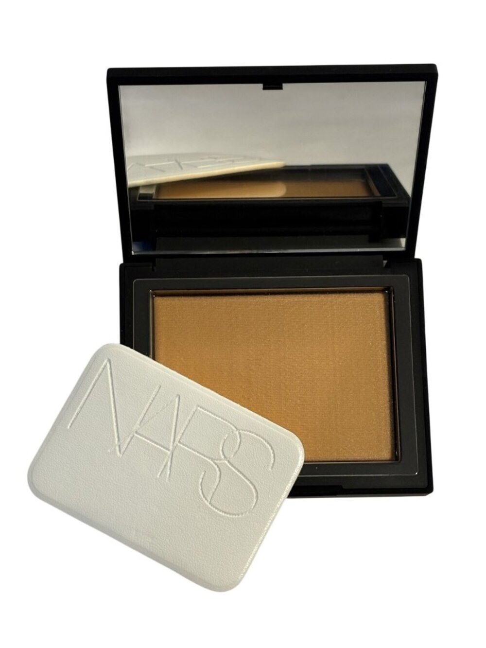 NARS Light Reflecting Pressed Setting Powder in Shore
